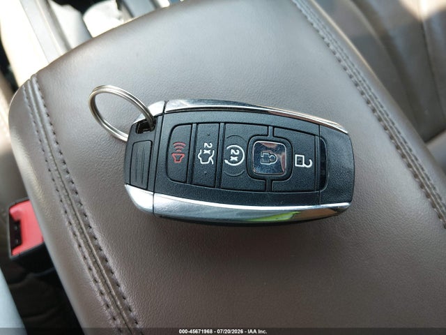2017 Lincoln Mkc Reserve მანქანა იყიდება აუქციონზე, vin: 5LMTJ3DH6HUL14678, აუქციონის ნომერი: 45671968