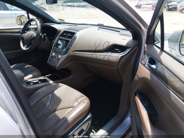 2017 Lincoln Mkc Reserve მანქანა იყიდება აუქციონზე, vin: 5LMTJ3DH6HUL14678, აუქციონის ნომერი: 45671968