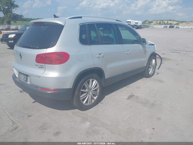 45672037 :رقم المزاد ، WVGBV3AX9DW566728 vin ، 2013 Volkswagen Tiguan Se مزاد بيع
