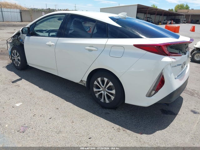 Toyota Prius Prime Xle 2020 JTDKARFP0L3139420 Image 3
