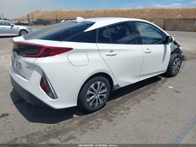 Toyota Prius Prime Xle 2020 JTDKARFP0L3139420 Image 4