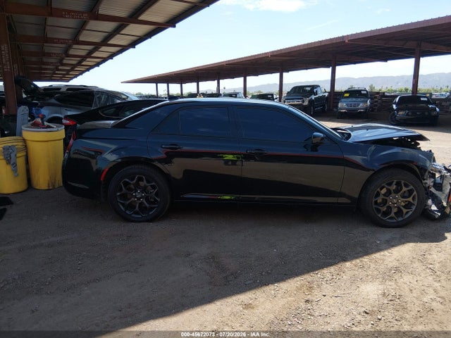 45672073 :رقم المزاد ، 2C3CCAGG6KH569838 vin ، 2019 Chrysler 300 300s Awd مزاد بيع