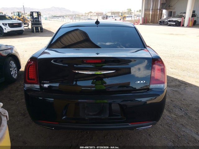 45672073 :رقم المزاد ، 2C3CCAGG6KH569838 vin ، 2019 Chrysler 300 300s Awd مزاد بيع