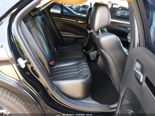 45672073 :رقم المزاد ، 2C3CCAGG6KH569838 vin ، 2019 Chrysler 300 300s Awd مزاد بيع