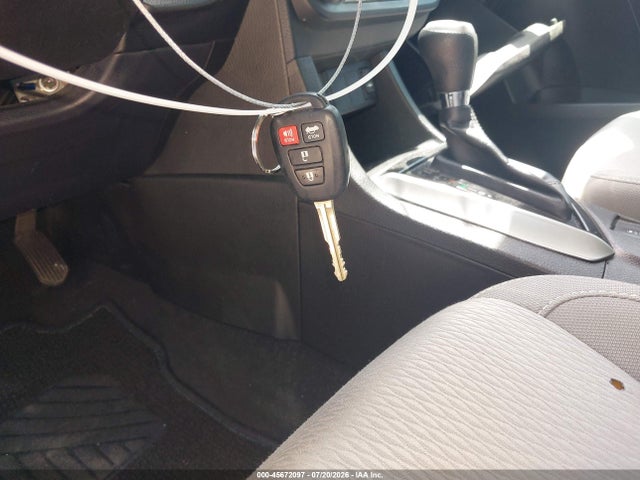 Продажа на аукционе авто 2016 Toyota Corolla Le, vin: 5YFBURHE6GP544715, номер лота: 45672097
