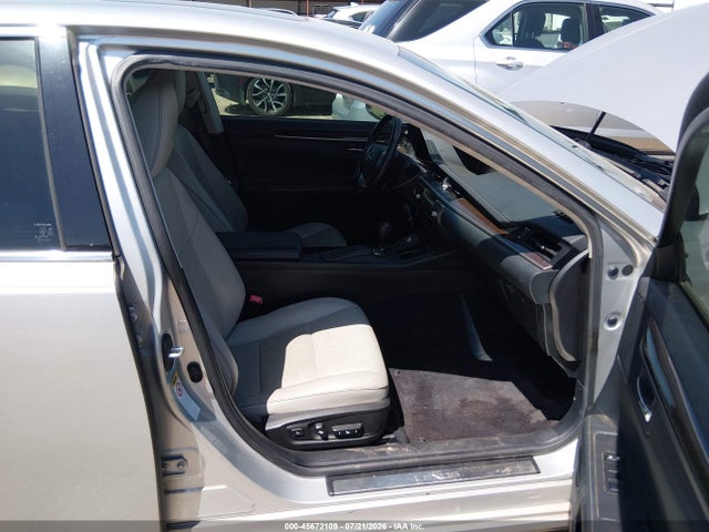 2014 Lexus Es 350 მანქანა იყიდება აუქციონზე, vin: JTHBK1GGXE2093146, აუქციონის ნომერი: 45672109