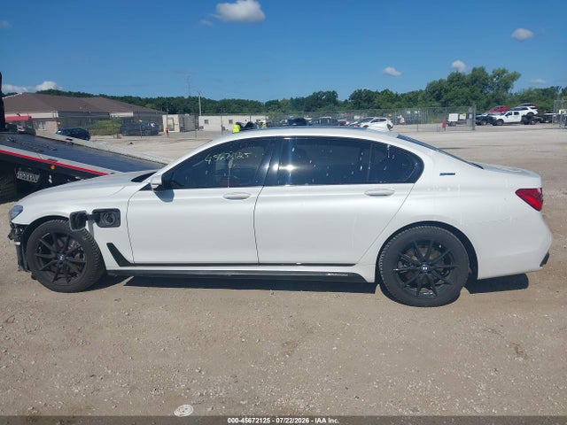 2018 Bmw 740e Xdrive Iperformance მანქანა იყიდება აუქციონზე, vin: WBA7J2C56JB246262, აუქციონის ნომერი: 45672125