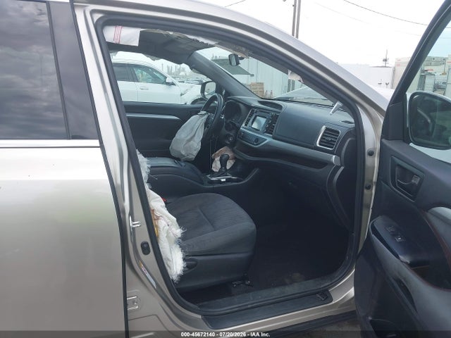 Toyota Highlander Le 2015 5TDZARFH6FS017039 Image 5