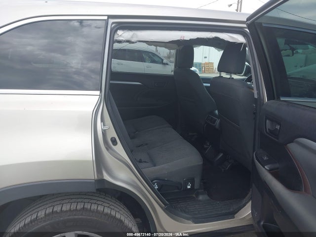 Toyota Highlander Le 2015 5TDZARFH6FS017039 Image 8