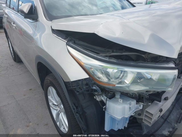 Toyota Highlander Le 2015 5TDZARFH6FS017039 Image 16