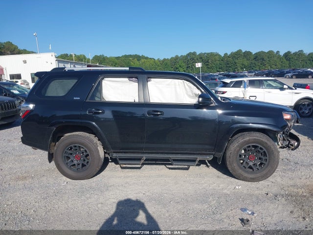 45672156 :رقم المزاد ، JTEEU5JR2N5274987 vin ، 2022 Toyota 4runner Sr5 مزاد بيع
