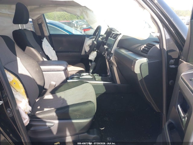 45672156 :رقم المزاد ، JTEEU5JR2N5274987 vin ، 2022 Toyota 4runner Sr5 مزاد بيع