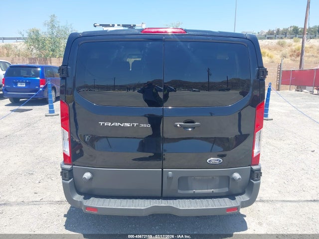 1FBZX2ZM1JKA99863 Ford Transit-350 Xl