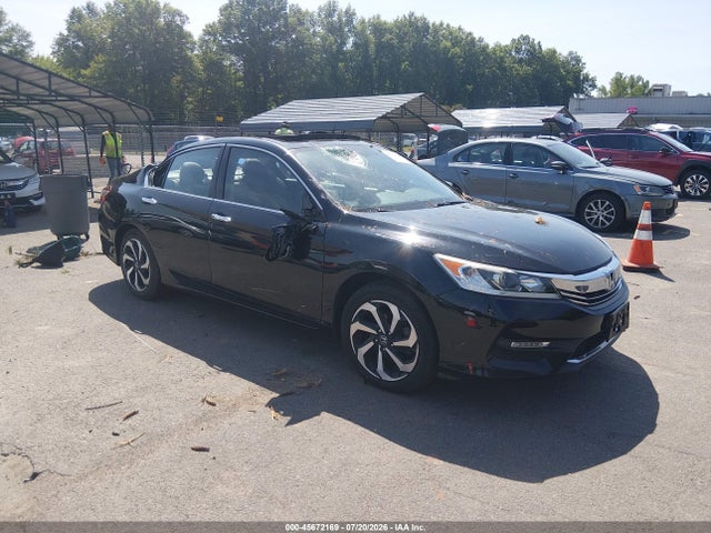 Auction sale of the 2017 Honda Accord Ex-l V6, vin: 1HGCR3F81HA016961, lot number: 45672169