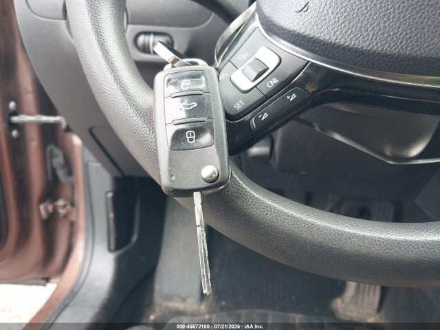 Продажа на аукционе авто 2016 Volkswagen Jetta 1.4t S, vin: 3VW267AJ2GM369275, номер лота: 45672180