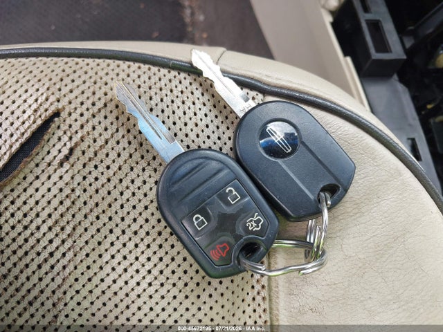 45672195 :رقم المزاد ، 3LNDL2L32CR833213 vin ، 2012 Lincoln Mkz Hybrid مزاد بيع