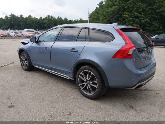 45672208 :رقم المزاد ، YV440MWKXH1038596 vin ، 2017 Volvo V60 Cross Country T5 مزاد بيع