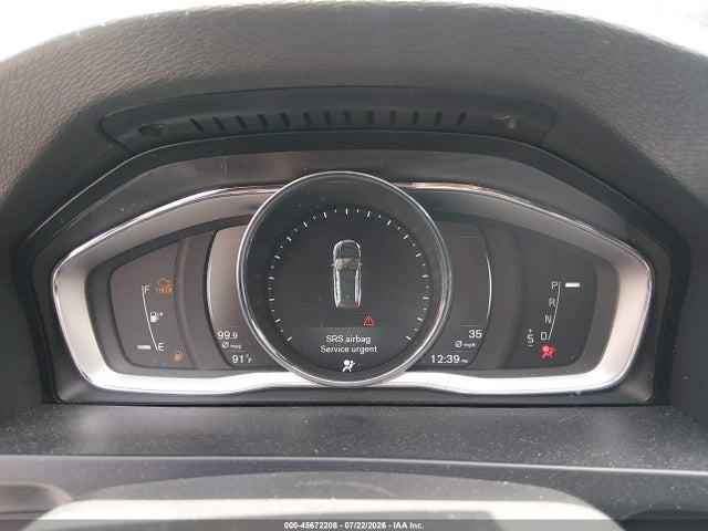 45672208 :رقم المزاد ، YV440MWKXH1038596 vin ، 2017 Volvo V60 Cross Country T5 مزاد بيع