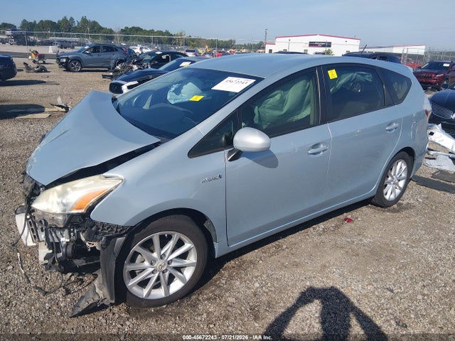 Продажа на аукционе авто 2013 Toyota Prius V Five, vin: JTDZN3EU1D3201156, номер лота: 45672243