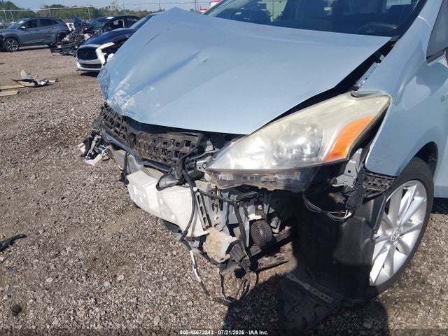Продажа на аукционе авто 2013 Toyota Prius V Five, vin: JTDZN3EU1D3201156, номер лота: 45672243