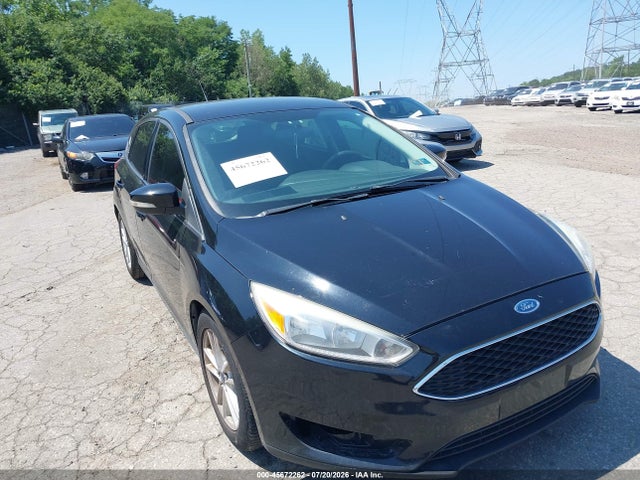 Ford FOCUS SE 2016 1FADP3K29GL213265 Image 1