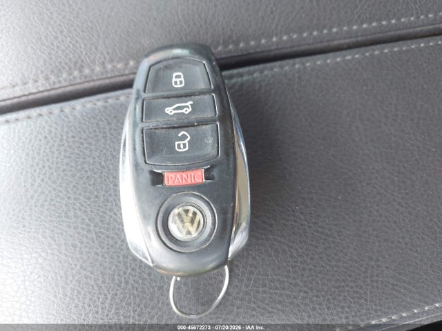 Продаж на аукціоні авто 2014 Volkswagen Touareg 3.6l R-line, vin: WVGDF9BP6ED003690, номер лоту: 45672273