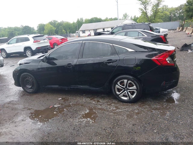 Продаж на аукціоні авто 2018 Honda Civic Lx, vin: 2HGFC2F59JH567371, номер лоту: 45672279