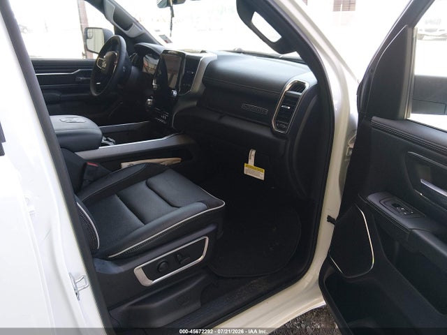 Продажа на аукционе авто 2026 Ram 1500 Laramie  4x4 5'7 Box, vin: 3C6SRFJP2T4175467, номер лота: 45672292
