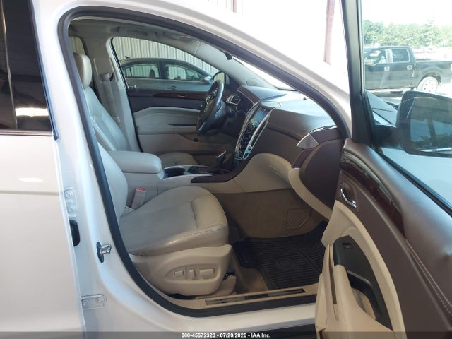 2013 Cadillac Srx Performance Collection მანქანა იყიდება აუქციონზე, vin: 3GYFNDE32DS522384, აუქციონის ნომერი: 45672323
