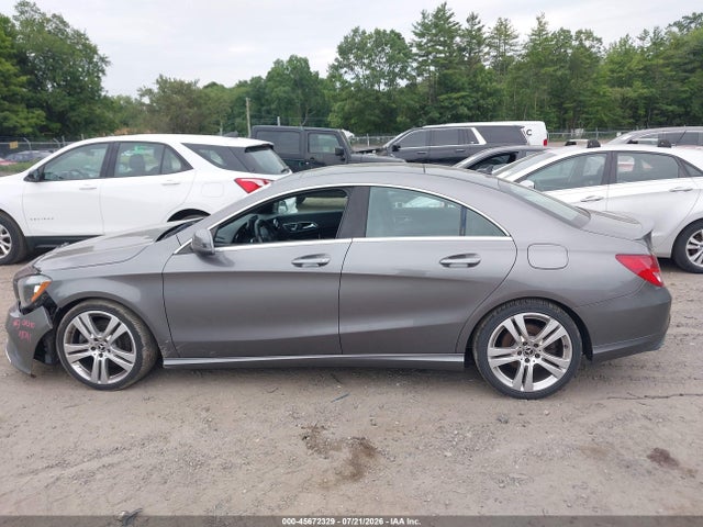 45672329 :رقم المزاد ، WDDSJ4GB1JN516978 vin ، 2018 Mercedes-benz Cla 250 4matic مزاد بيع