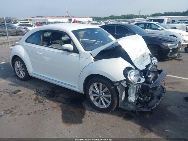 2017 Volkswagen Beetle 1.8t Se/1.8t Sel მანქანა იყიდება აუქციონზე, vin: 3VWJ17AT7HM617260, აუქციონის ნომერი: 45672335