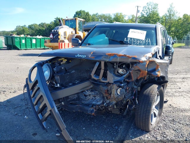 Продажа на аукционе авто 2016 Jeep Patriot High Altitude Edition, vin: 1C4NJRFB3GD653599, номер лота: 45672342