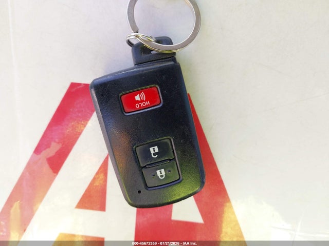 Продажа на аукционе авто 2012 Toyota Prius C Three, vin: JTDKDTB36C1523253, номер лота: 45672359