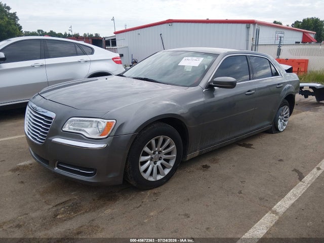 45672363 :رقم المزاد ، 2C3CCAAGXCH228937 vin ، 2012 Chrysler 300 مزاد بيع