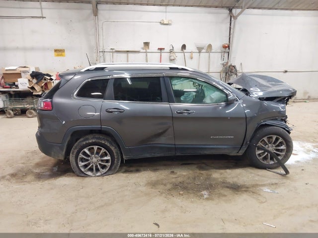 45672416 :رقم المزاد ، 1C4PJMLBXKD230401 vin ، 2019 Jeep Cherokee Latitude Plus 4x4 مزاد بيع