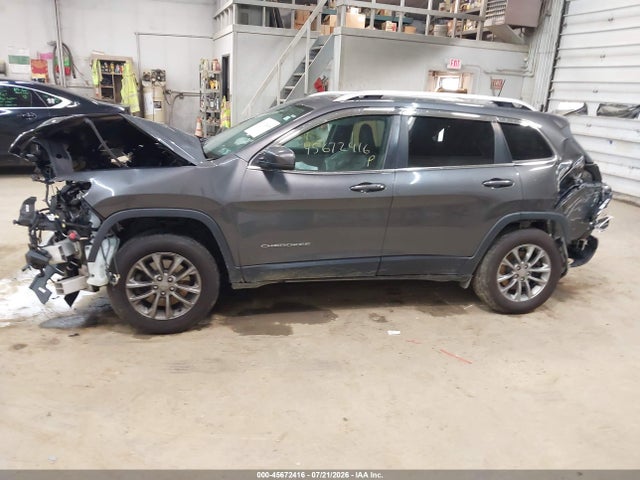 45672416 :رقم المزاد ، 1C4PJMLBXKD230401 vin ، 2019 Jeep Cherokee Latitude Plus 4x4 مزاد بيع