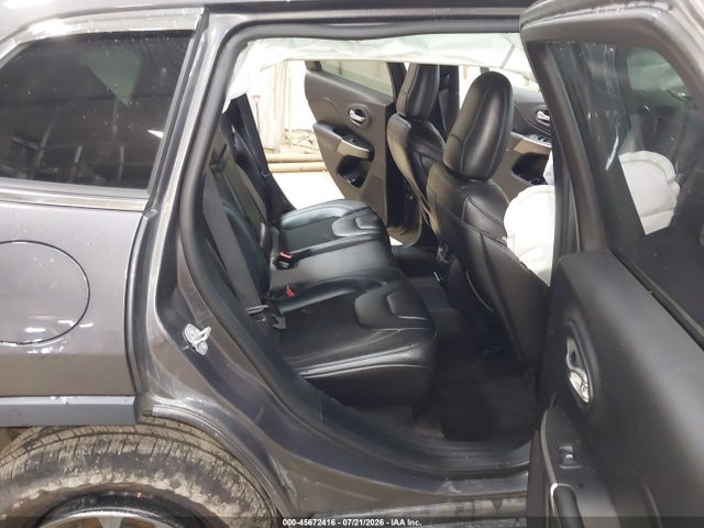 45672416 :رقم المزاد ، 1C4PJMLBXKD230401 vin ، 2019 Jeep Cherokee Latitude Plus 4x4 مزاد بيع