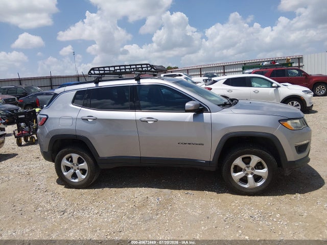 Jeep Compass Latitude 4x4 2018 3C4NJDBB7JT114140 Image 13