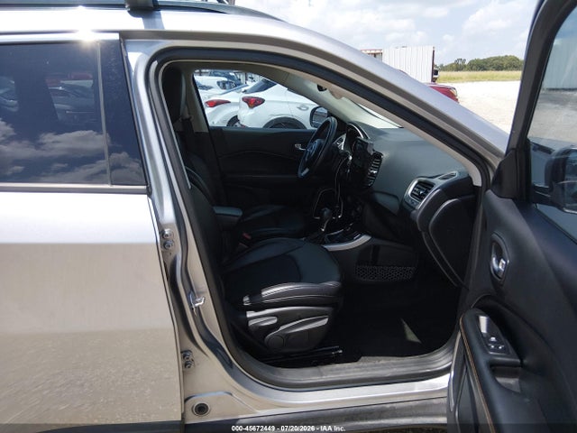 Jeep Compass Latitude 4x4 2018 3C4NJDBB7JT114140 Image 5