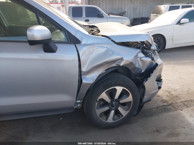 45672455 :رقم المزاد ، JF2SJAGC3JH524131 vin ، 2018 Subaru Forester 2.5i Premium مزاد بيع
