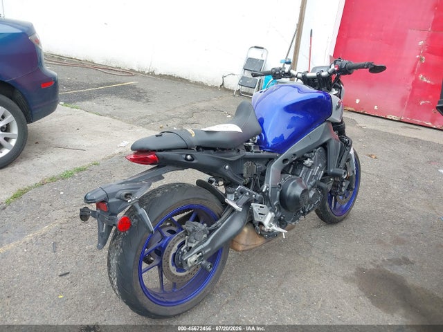 Yamaha MT09 2021 JYARN71E6MA001757 Image 4
