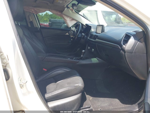 Продаж на аукціоні авто 2018 Mazda Mazda3 Touring, vin: 3MZBN1L32JM241415, номер лоту: 45672508