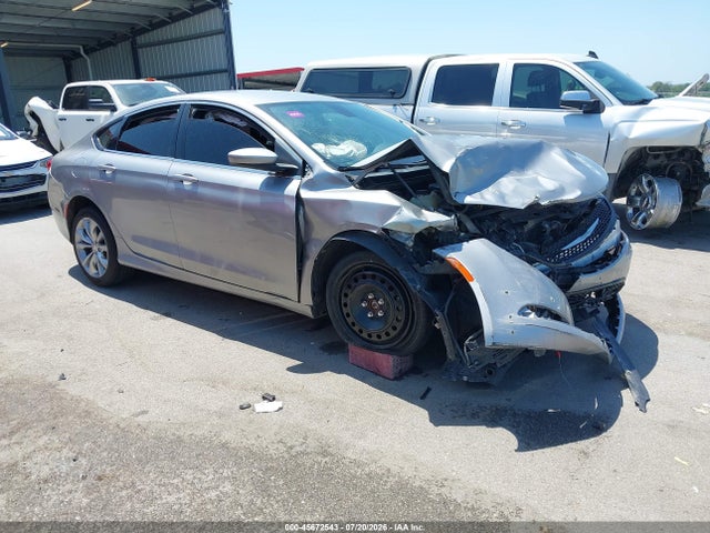 2015 Chrysler 200 S მანქანა იყიდება აუქციონზე, vin: 1C3CCCBBXFN702850, აუქციონის ნომერი: 45672543