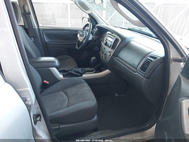 Продажа на аукционе авто 2006 Mazda Tribute I, vin: 4F2YZ02Z66KM08777, номер лота: 45672565