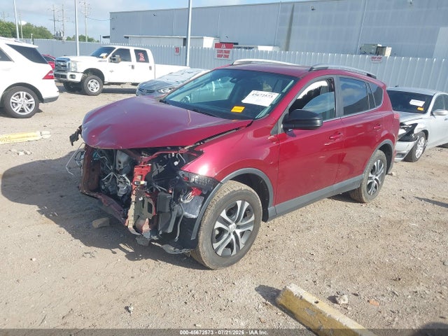 Toyota RAV4 LE 2018 2T3ZFREV8JW493552 Image 2