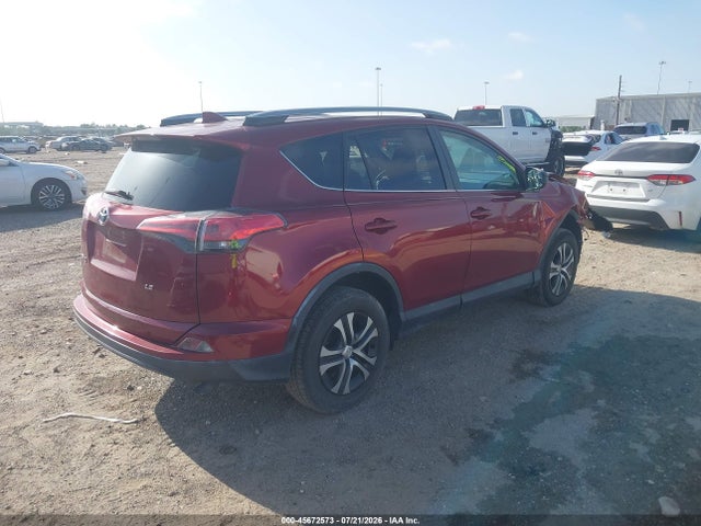 Toyota RAV4 LE 2018 2T3ZFREV8JW493552 Image 4