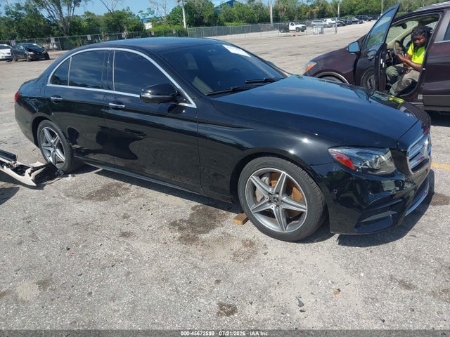 45672599 :رقم المزاد ، WDDZF4JB3KA516885 vin ، 2019 Mercedes-benz E 300 مزاد بيع