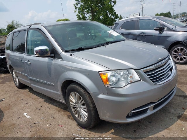 45672600 :رقم المزاد ، 2C4RC1CG9FR716987 vin ، 2015 Chrysler Town & Country Touring-l مزاد بيع