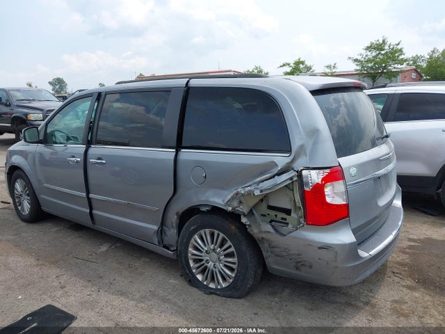 45672600 :رقم المزاد ، 2C4RC1CG9FR716987 vin ، 2015 Chrysler Town & Country Touring-l مزاد بيع