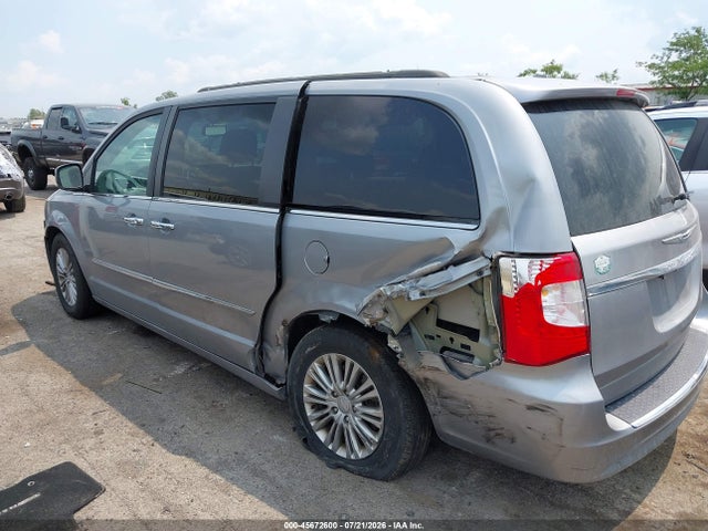 45672600 :رقم المزاد ، 2C4RC1CG9FR716987 vin ، 2015 Chrysler Town & Country Touring-l مزاد بيع